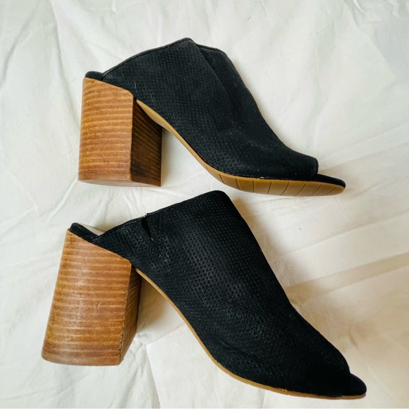 Kenneth Cole Kammie Suede Mules Black 6M - Picture 4 of 6